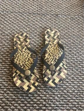 Cole Haan LYNDSEY Multicolored Flip Flop Thong Sandals Women's Size 6